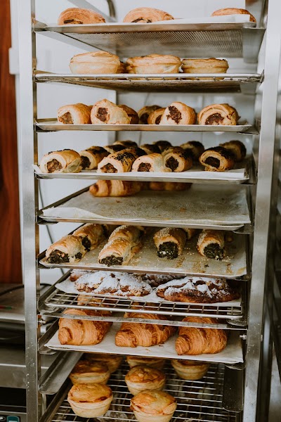 Bake my Life, Bakery Cafe